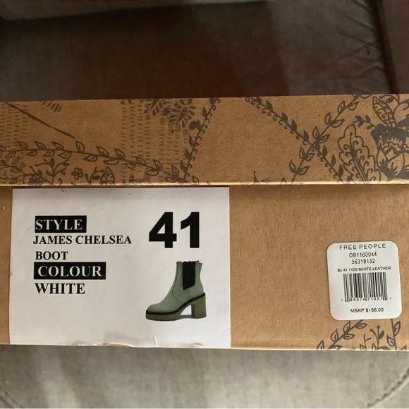 Free People James Chelsea Ankle Boots in White New in Box - Picture 12 of 16